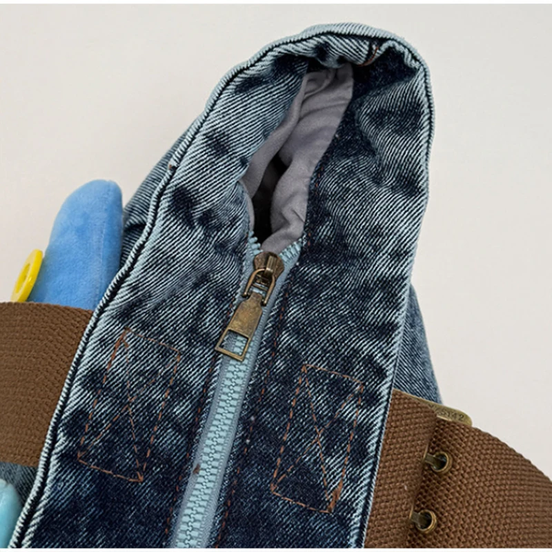 Gewaschene Denim Vintage Schultertasche, Große Kapazität Y2k Mädchen Flauschige Buchstaben Farbige Knöpfe Tragetasche, Hobo Pendler Canvas Handtasche – Detail 4