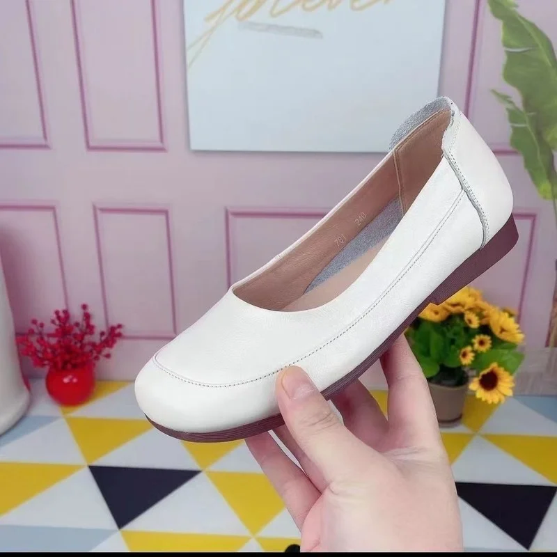 Flat Shoes Ladies Ethnic Style Retro Shoes Women 2022 Autumer New Casual Shallow Mouth Mother Shoes Women Fashion Single Shoes