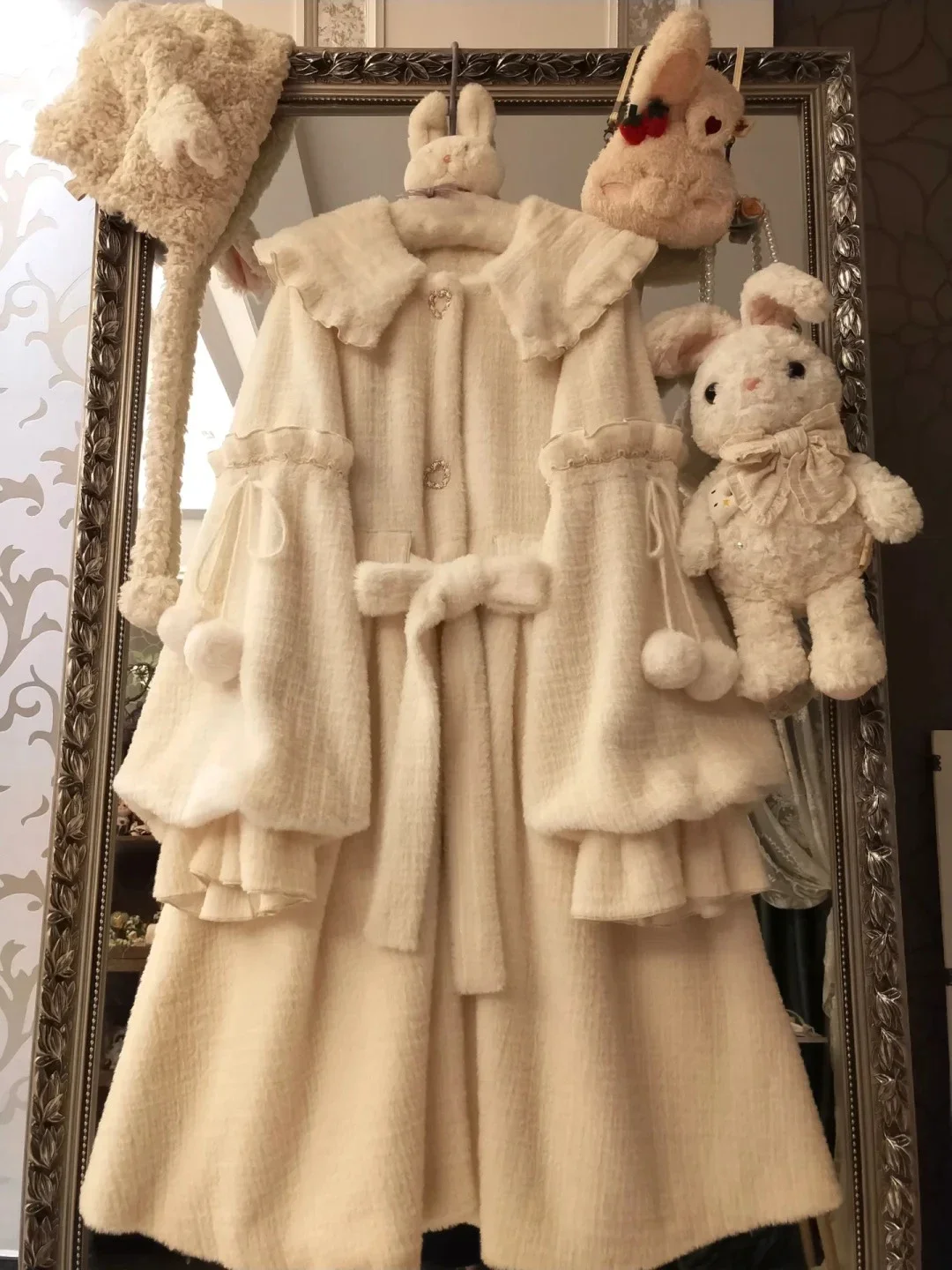 

Japanese Sweet Lolita Medium and Long Plush Padded Jacket Sweet Thickened Warm and Fleece Coat in Autumn and Winter for Ladies