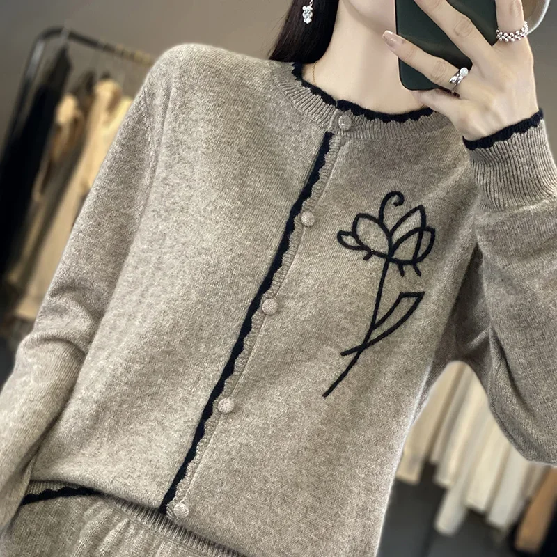 Autumn Winter Women's Hand Crocheted Knit Cardigan Sweater Heavy Industry Style Age Reduction Customizable New E249