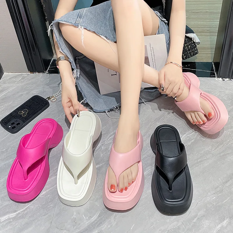 

Thick Heel Anti-Slip EVA Summer Outdoor Wearable Crossbody Slippers Slip-On Summer Slippers Comfortable Walking Feeling