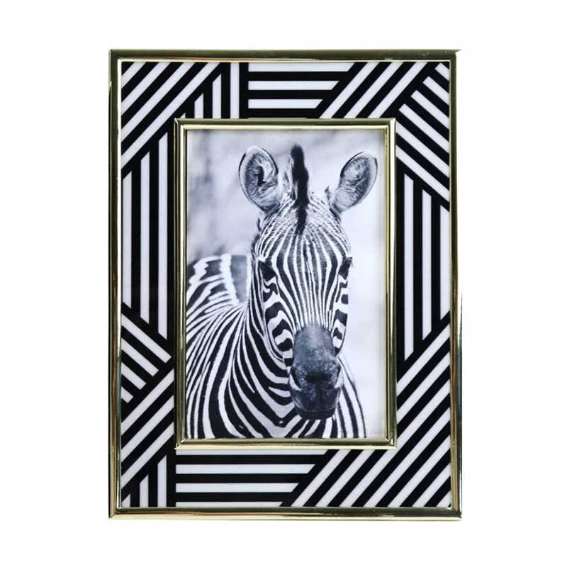 6/7 Inch Modern Creative Metal Photo Frame Living Room Sample Office Ornaments