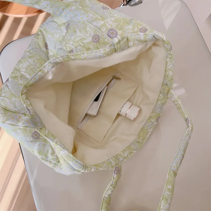 Cotton Floral Tote Bag for Women Handbag Trendy Chic Puffy Top Handle Bag Quilted Padded Shoulder Bag Designer Shopper Bag