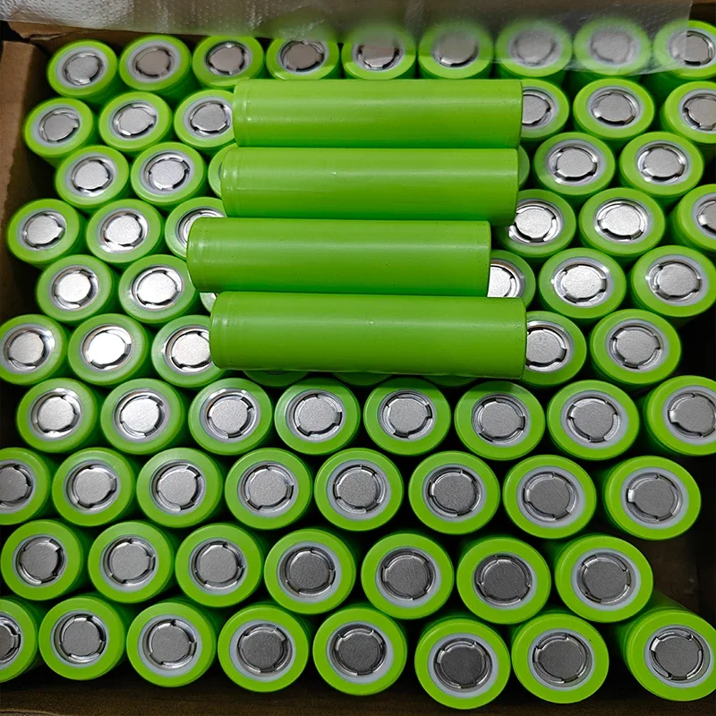 แบตเตอรี่ชาร์จได้เกรด A 21700 3.7V 5000mAh 40A แบตเตอรี่ลิเธียมไอออนกำลังสูงสำหรับเครื่องมือไฟฟ้า ปลอดภาษี