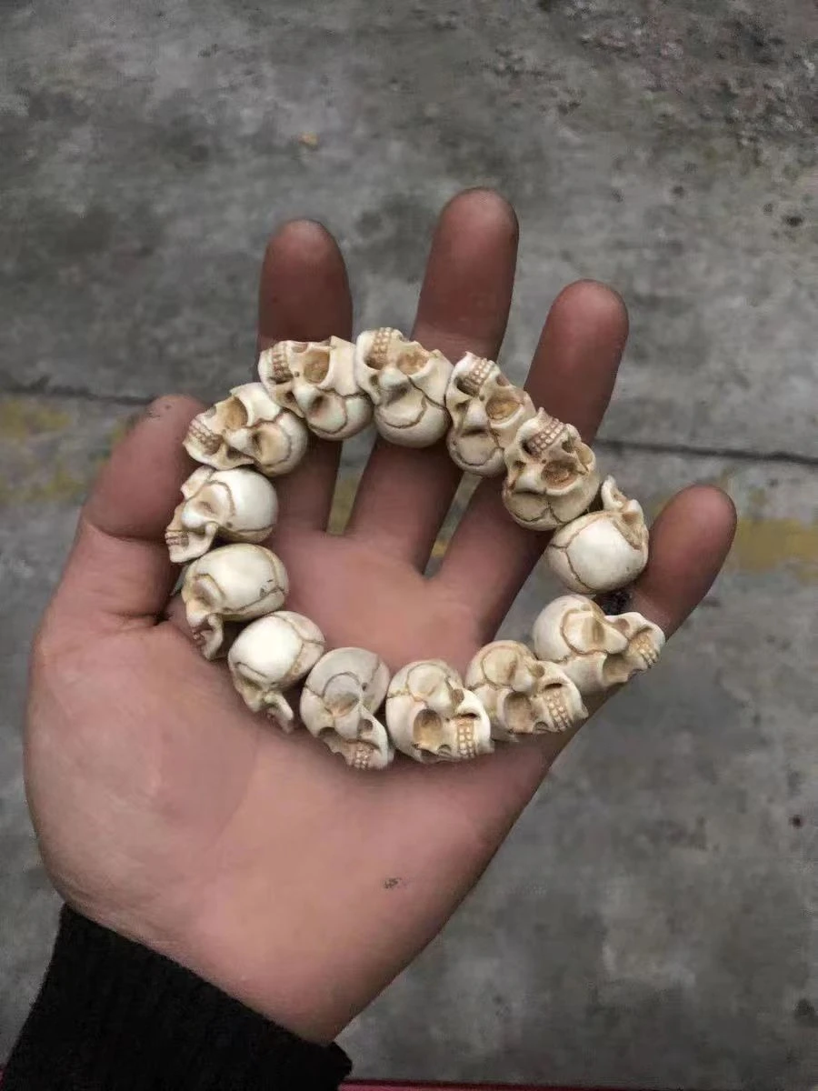 Skull Bracelet Hand-Carved Natural Resin Skull Bracelet for Men and Women