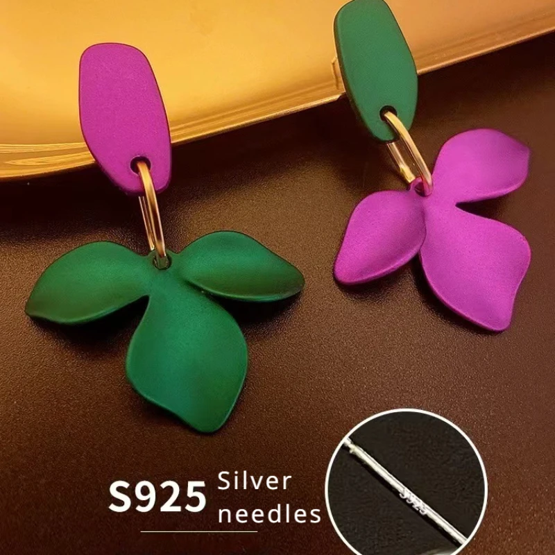 2024 Summer Trend Green Rose Color Flower Earrings for Women Personality Plant Exaggerated Flower Drop Earrings Fashion Jewelry