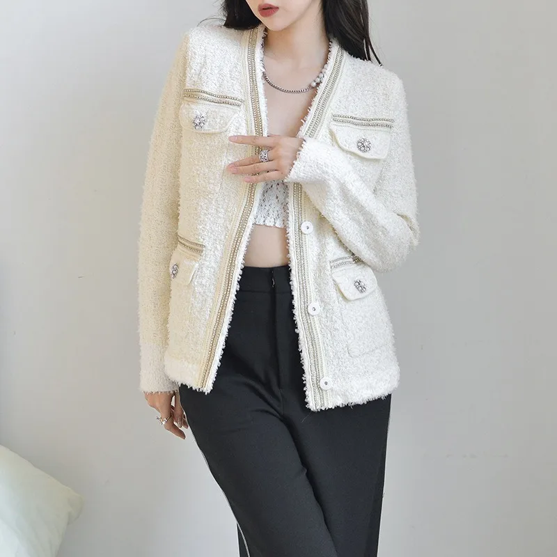 2024 Autumn and Winter New, Pure White Diamond Design Sense of Japan and South Korea Casual V-neck Coat Cardigan Women's Wear