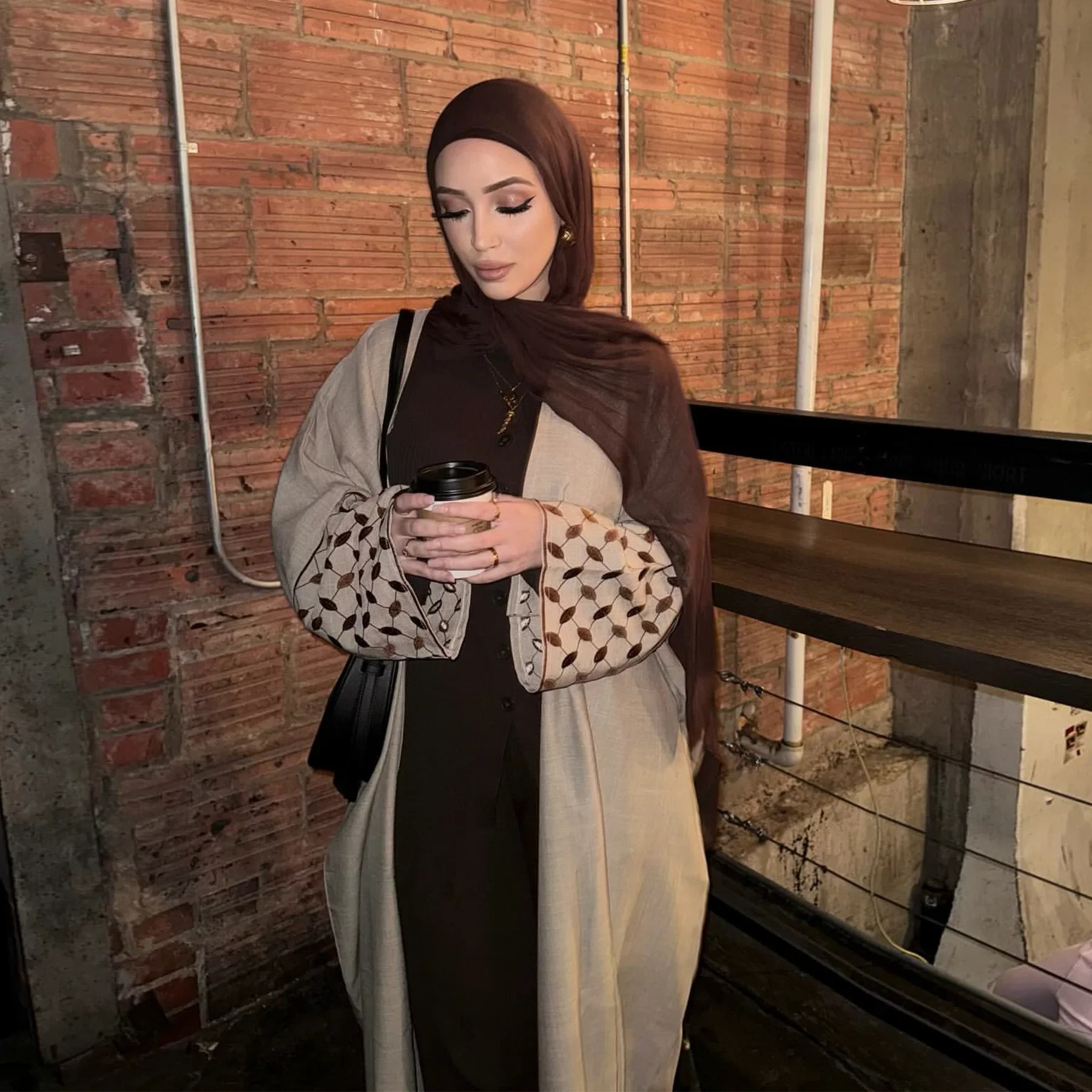 Mulher muçulmana bordada abaya dubai luxo saudita quimono aberto abayas para mulheres túnicas turcas eid roupas islâmicas vestido kaftan