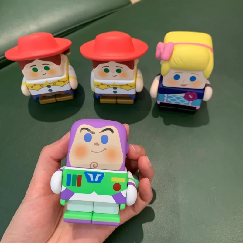 جديد 100% وودي الطنانة المكعب السحري سلسلة صندوق أعمى لعبة قصة عمل تمثال دمية سطح المكتب الديكور سر مفاجأة هدية عيد ميلاد #6