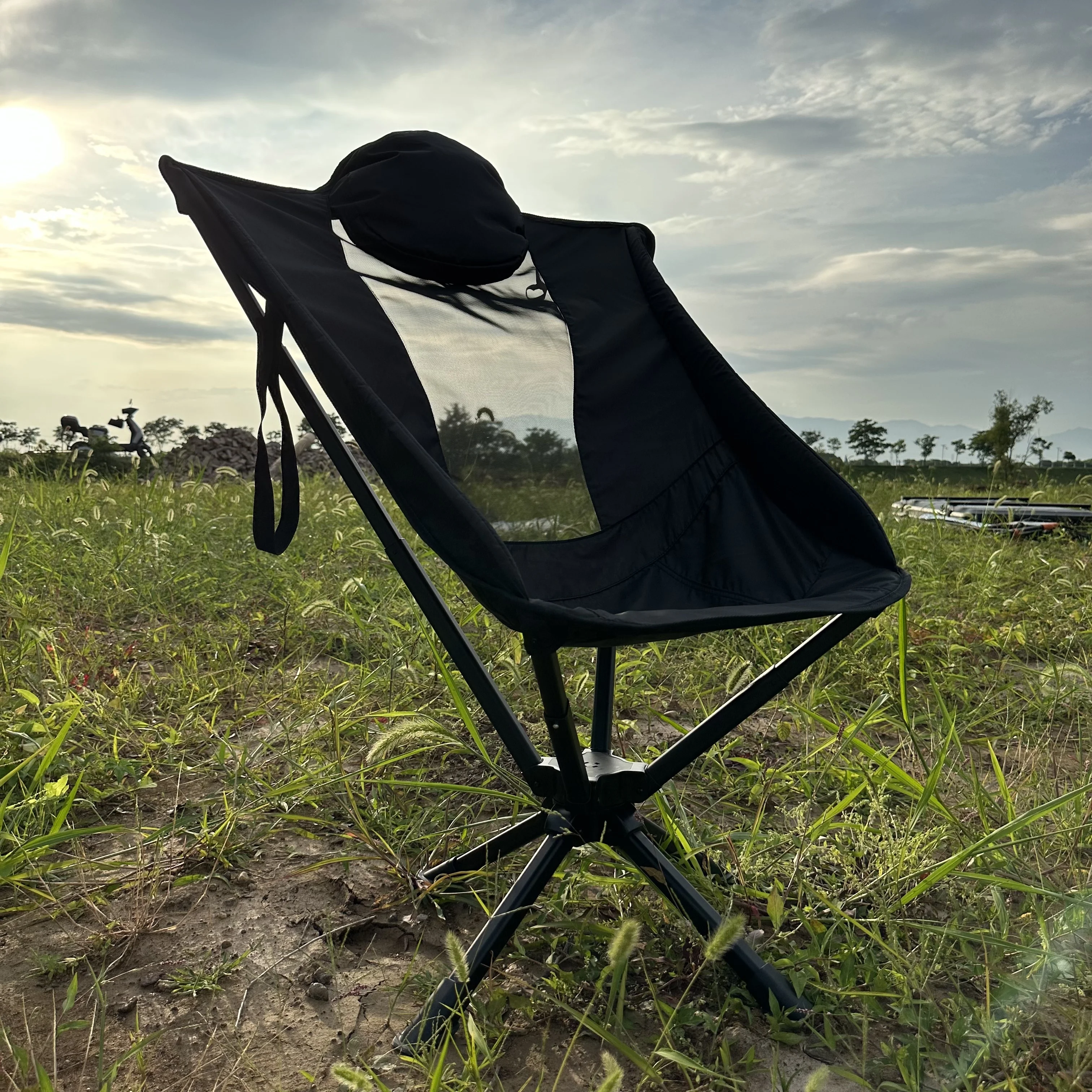 Modern Aluminum Mesh Swivel Chair Comfortable and Customizable for Bedrooms Outdoor Camping Factory's Rotating Turning Chair