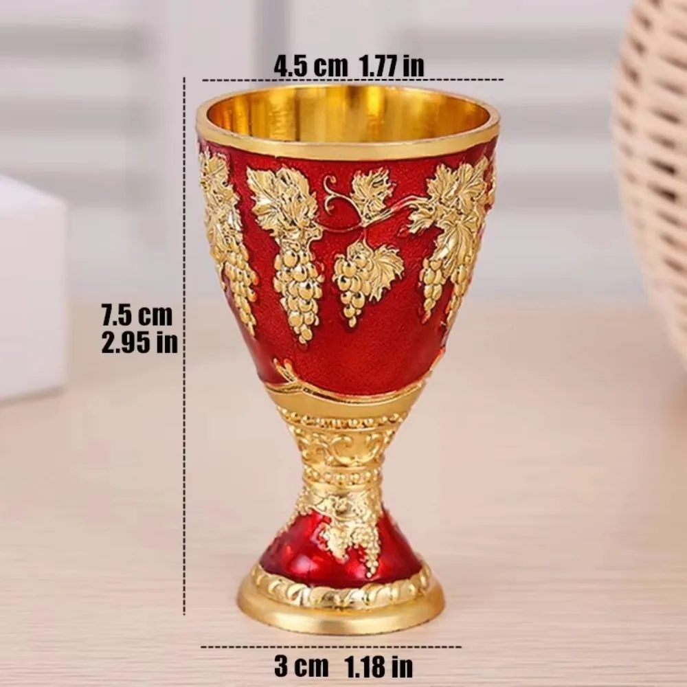 Gelas Anggur Gaya Eropa Baru Cangkir Roh Mini 30Ml Gelas Vodka Peralatan Minum Campuran Retro Gelas Minuman Keras Merah