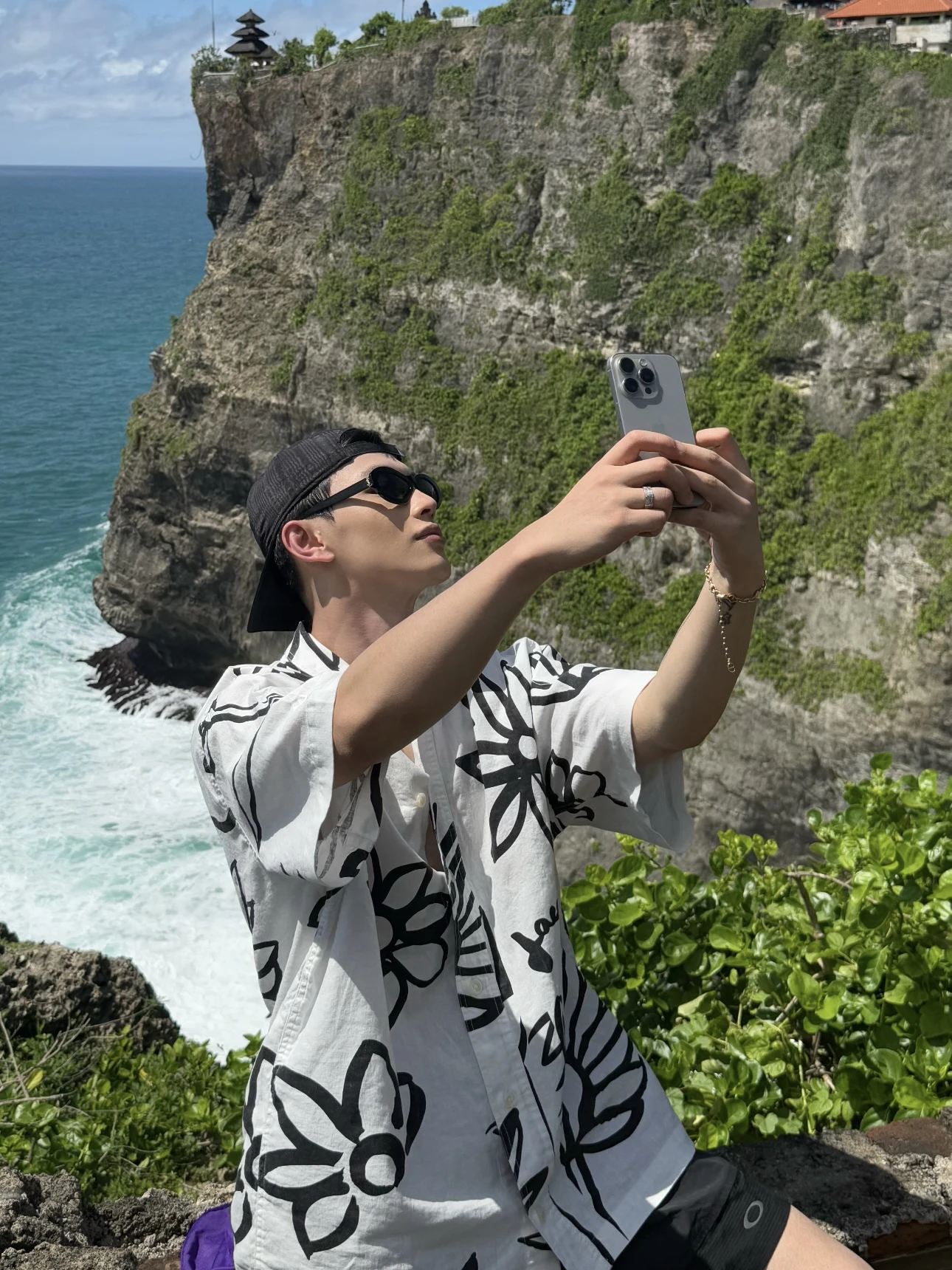 

Cuban Collar Floral ort Sve Beach irt Five Points Summer Youth Trendy Loose Fit irt for Island Vaion Coastal Outfit