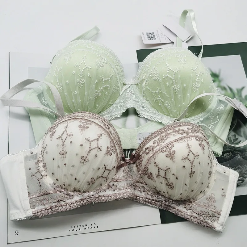 Lace embroidery underwear women's lingerie set 3D three-dimensional skin-friendly gathered support girls bra sets