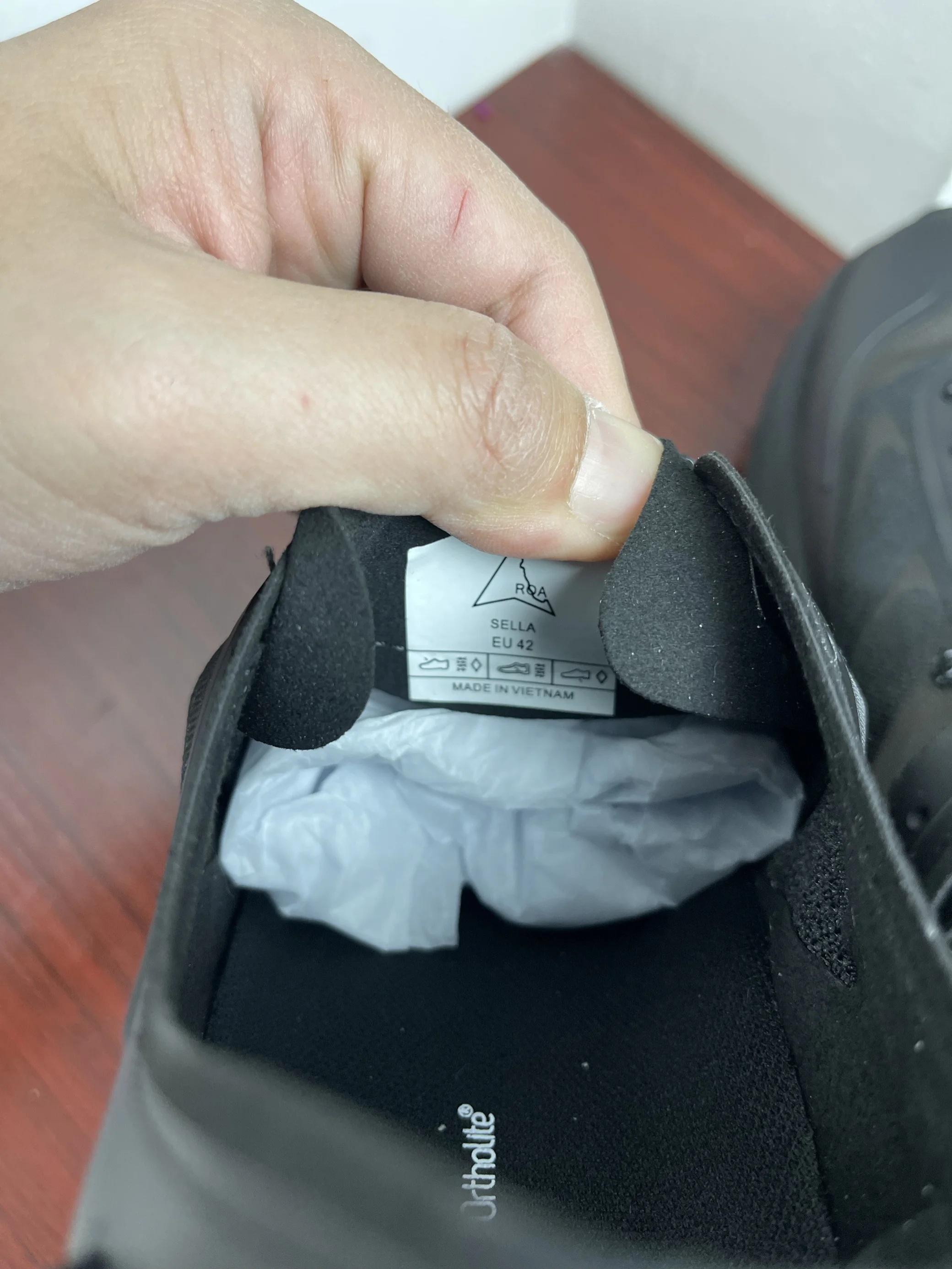 

ROA MINAAR ex Lightweight Outdoor Mountain Climbing Anti-slip Sports oes Mid-top Vietnamese Made Leisure oes