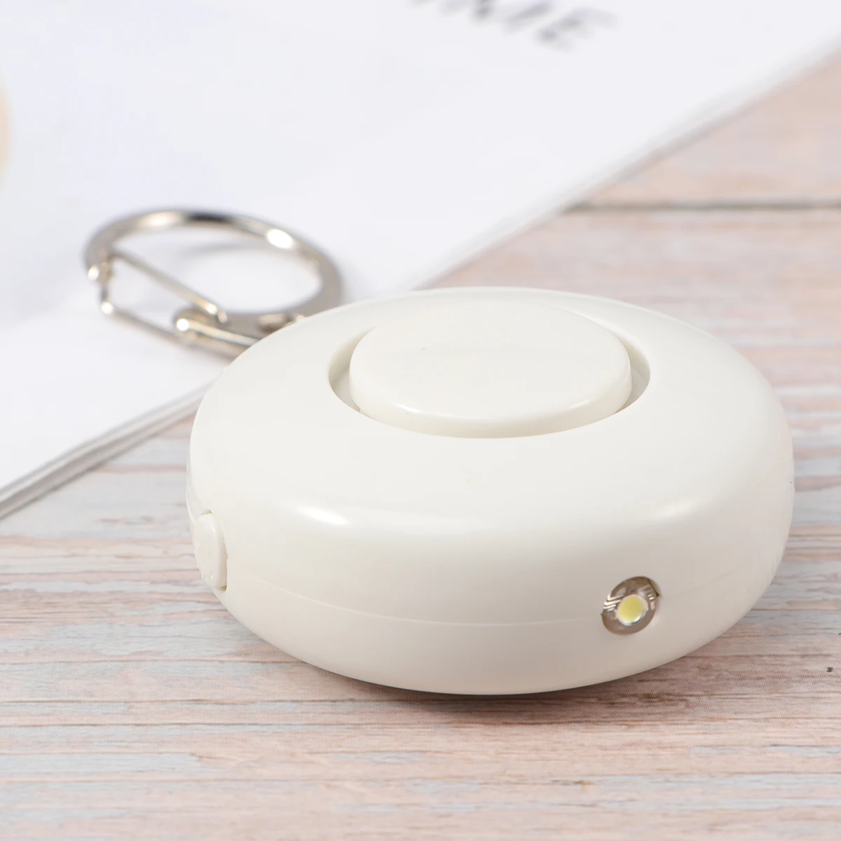 

Mini 125Db Loud Personal Security Alarm Keychain Belt Loop Emergency Device For Kids Elderly Joggers Wolf Proof