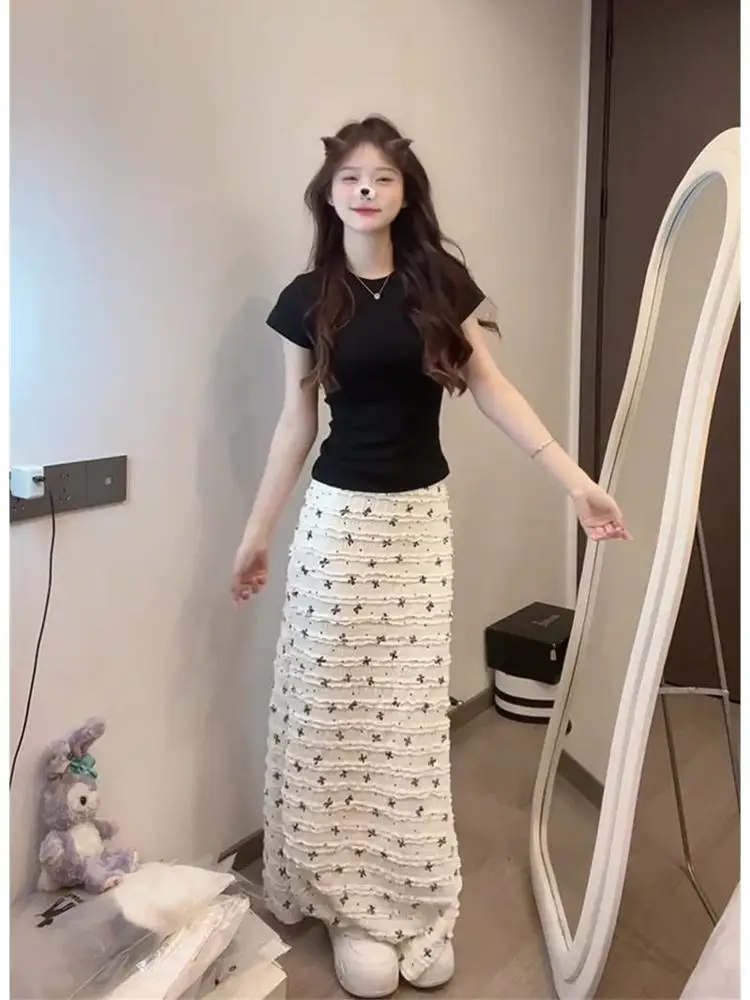 

Korean Sle Summer New Women's Bla ort Sve T-irt Floral f-length Skirt Faion Casual Two-piece Set