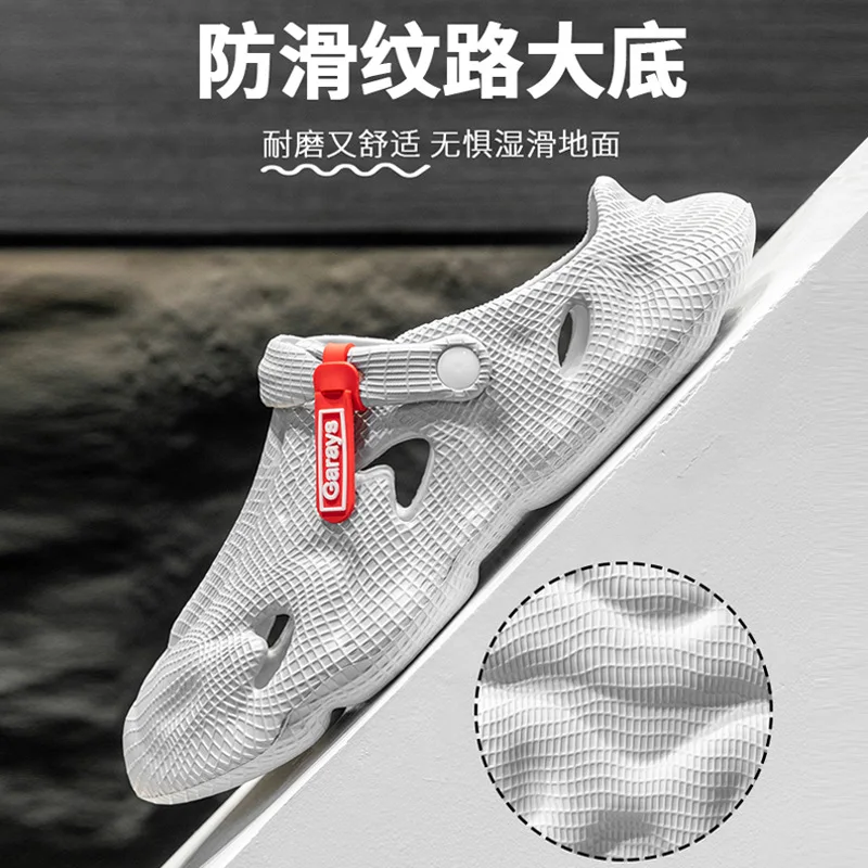 Summer New EVA Perforated Shoes for Men, Odorless Feet, Worn Out for Sports, Wear-Resistant, and Hooded Sandals for Men