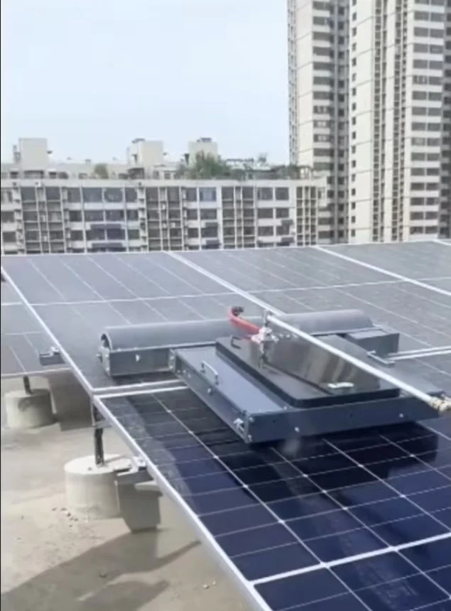 Remote Control Crawler Type Solar Panel Cleaning Robot for Photovoltaic Power Station, Dry and Wet Dual-use Cleaning Equipment