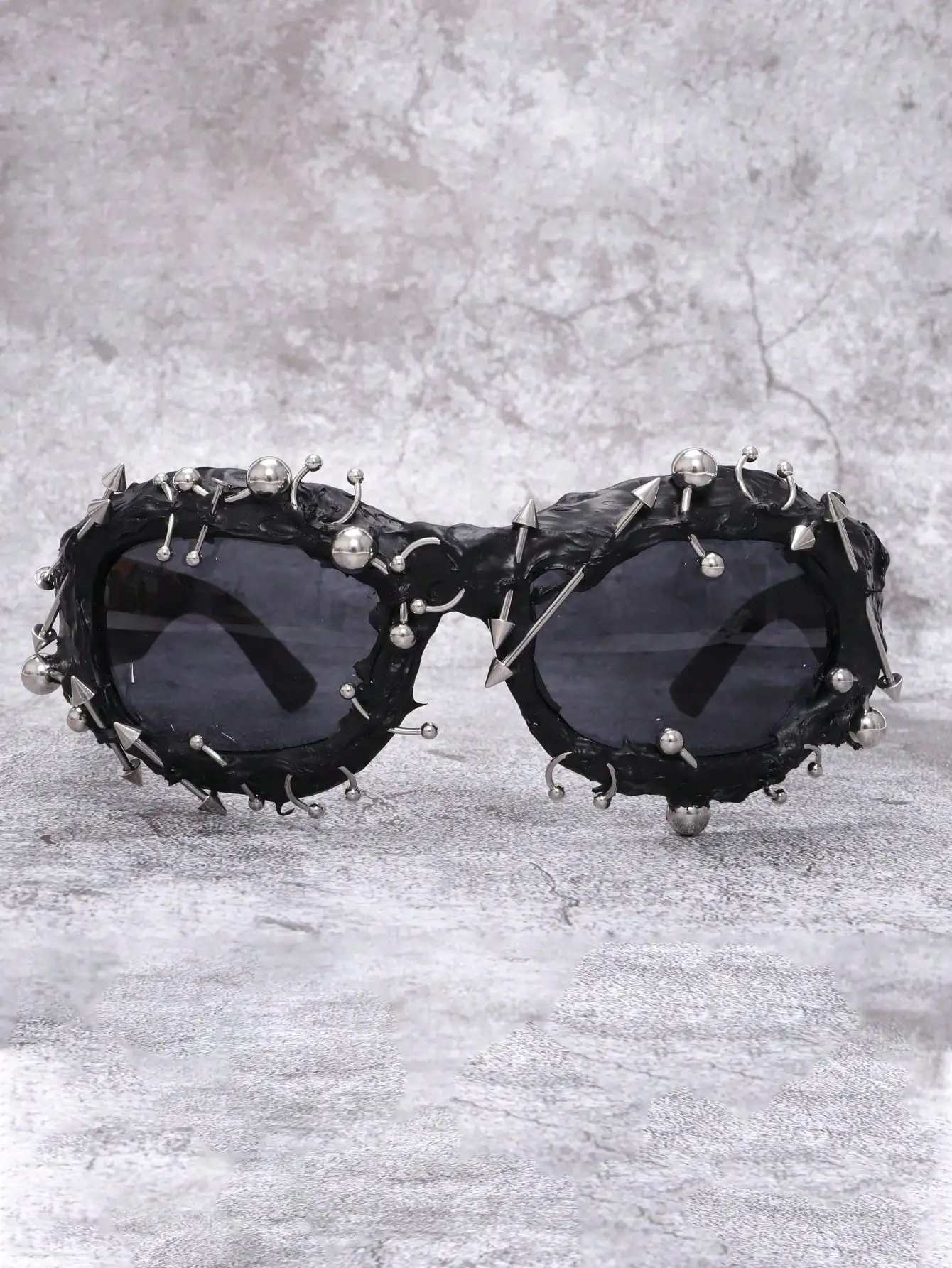 

1pc Oversized Oval Shaped Drop Glue Fashion Glasses, Metal Accessories, Avant-Garde Personalized, Y2K Dark Party Glasses, Hallow
