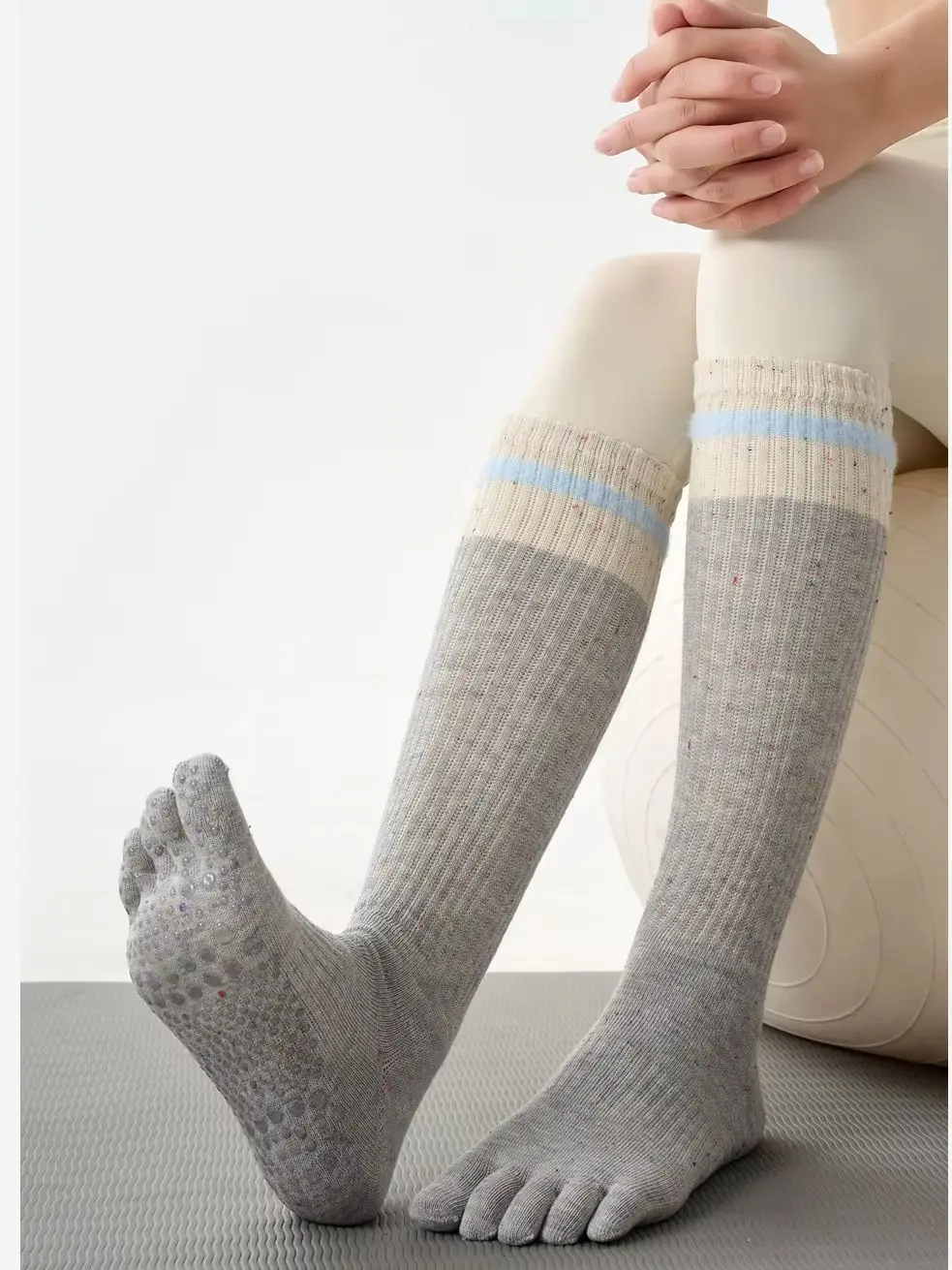 Five-finger Yoga Socks Breathable Cotton Five Toes Pilates Socks Silicone Non-slip Professional Indoor Workout Gym Sports Socks