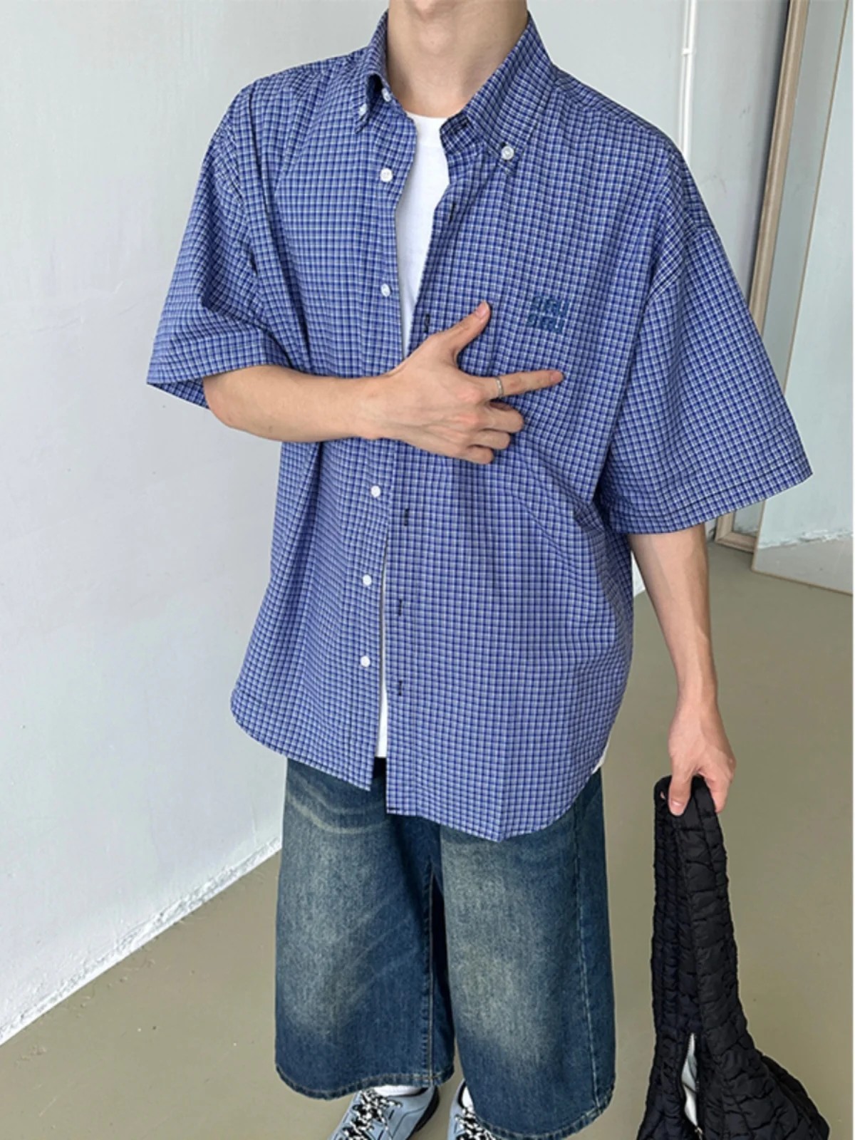 

Summer Blue Plaid Short Sleeve Shirt Men's Whitening Clean American Retro Embroidery Shirt Trendy Loose Fit Youthful Summer