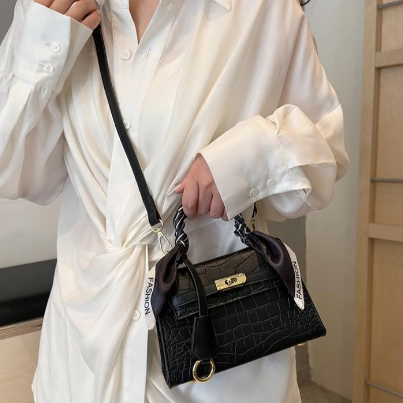 

Female Shoulder Bag Printing Retro Maillard Style Adjustable Strap Underarm Purse Work Travel Commuting Portable Hot Sale