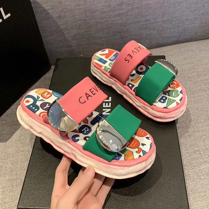 Women Platform Slippers Summer Ladies Muffin Bottom Increase Flat Shoes Woman Fashion Graffiti Beach Sandal Metal Buckle Slipper