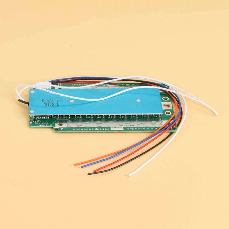 4 Series แบตเตอรี่ลิเธียมเหล็กฟอสเฟต 12.8V แบตเตอรี่ลิเธียมแบตเตอรี่รถจักรยานยนต์รถยนต์ราคาเริ่มต้นที่มอเตอร์ BMS