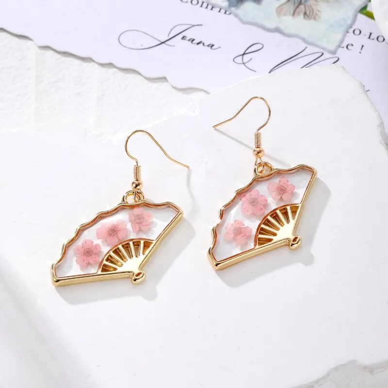Boucles d'oreilles à fleurs pressées, série animale mignonne, résine époxy transparente, fleur naturelle, bijoux uniques en plante naturelle, vente en gros