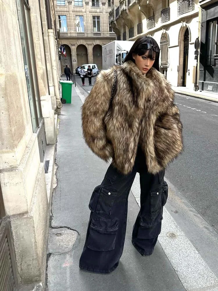 2025 neue Winter Strickjacke Für Frauen Mantel Revers Langarm Mode Lässig Flauschigen Faux Pelz Damen Warme Luxus Jacke Mantel Chic