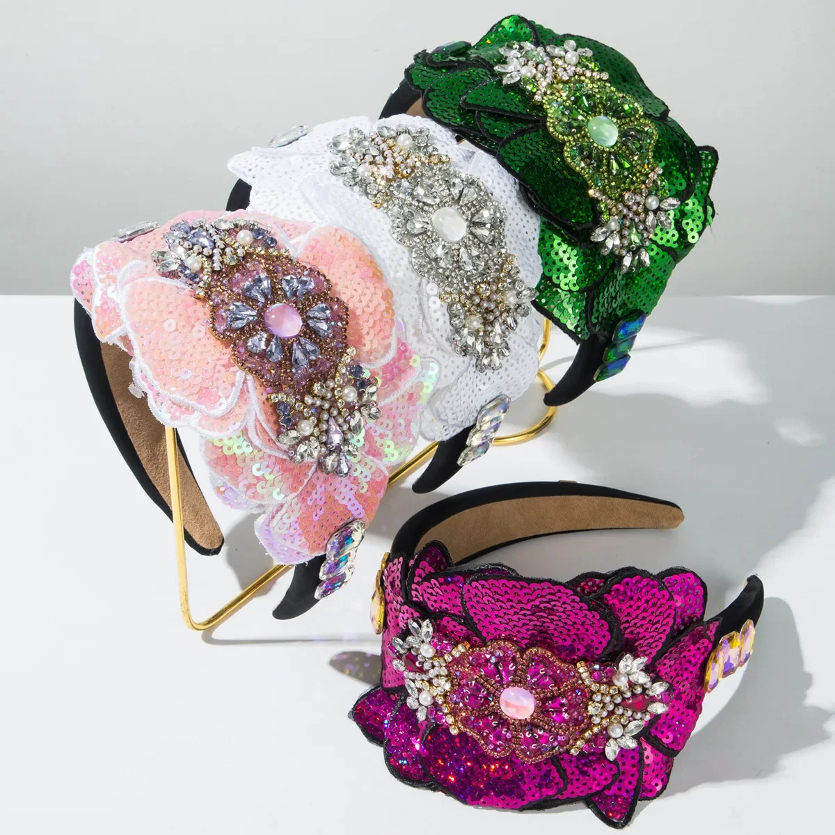 Diadema de Lentejuelas Iridiscentes con Pétalos, Tono Pastel, Adorno de Cristal Mágico, Diadema de Princesa de Cuento de Hadas para Boda o Baile de Graduación