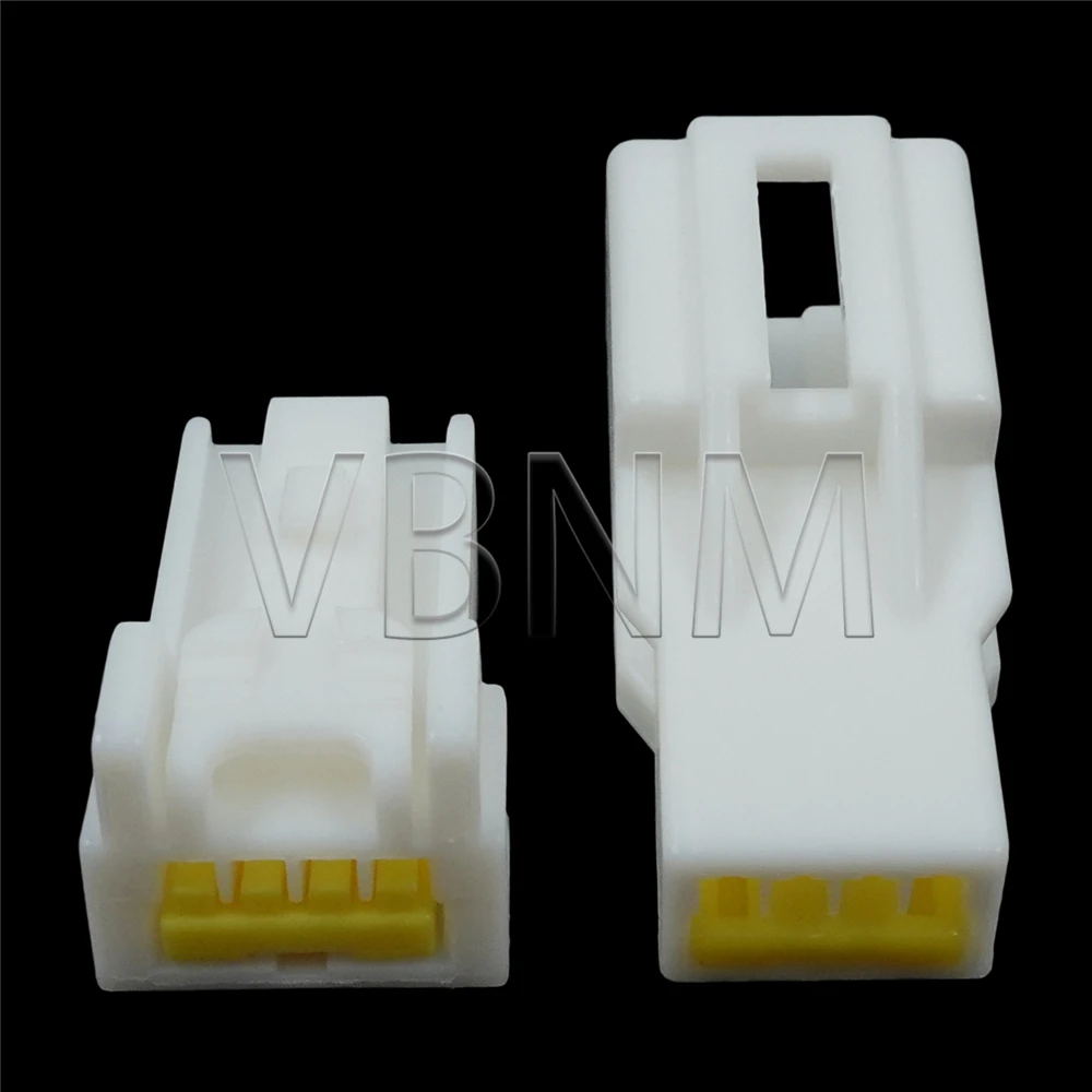 4 Pin 6098-1116 6098-1120 3A04MW 3A04FW Car Rearview Mirror Socket Auto Wire Cable Plug Automotive Plastic Housing Connector