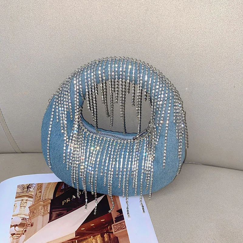 

New Xiaoxiangfeng high-end denim fringed dumpling bag, shiny and ineffectual water diamond portable messenger bag