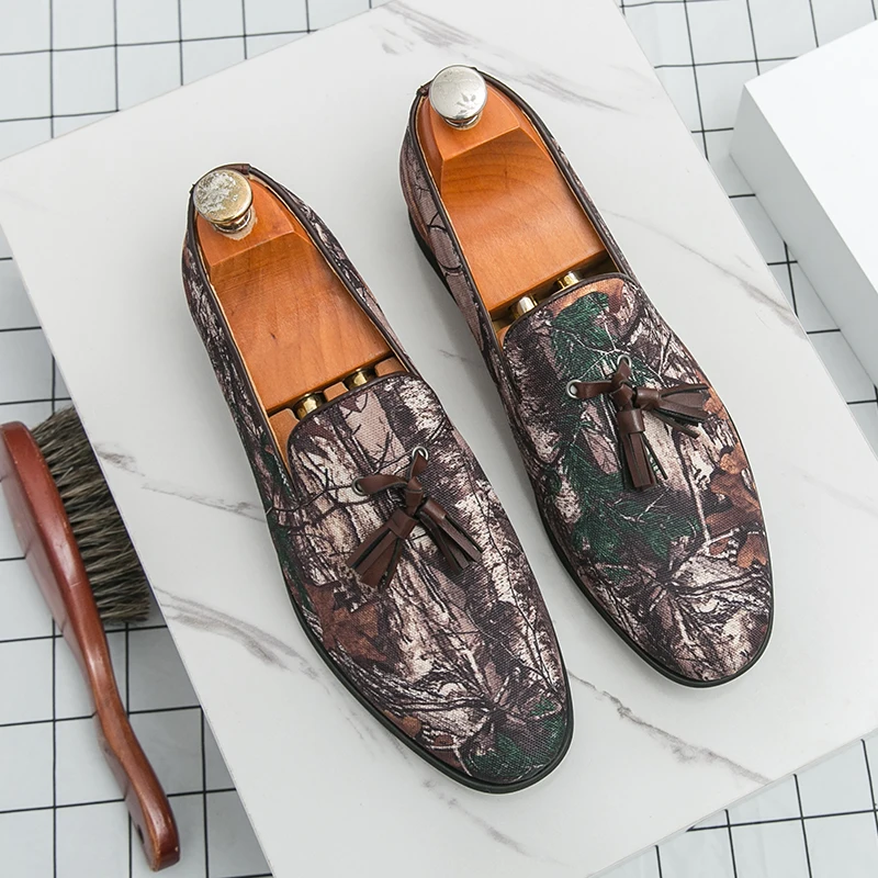 

Men Classic Fringed Shoes Black One-legged Light Comfortable Driving Travel Brand Loafers Gentleman's Shoes Size 38-46 Men Shoes