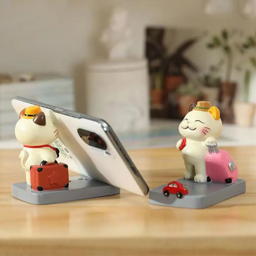 Creative Mini Cat Figurines Cat Shaped Cute Miniature Travel Cat Phone Stand Slot Design Lucky Cat Figurines Car Ornament