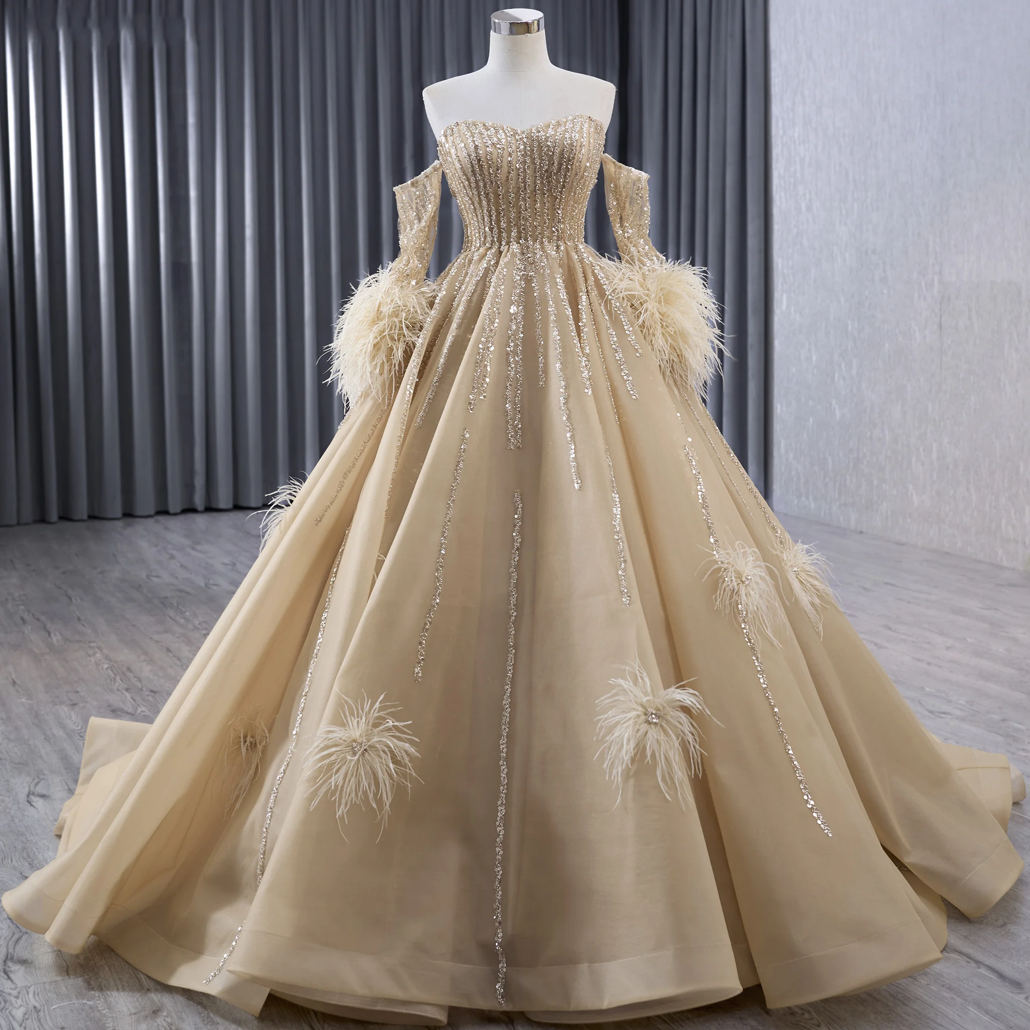 

Rosymae Champagne Handmade Tassel Prom Dress Feathered Strapless Formal Gown with Detachable Long Sleeves for Statement Making