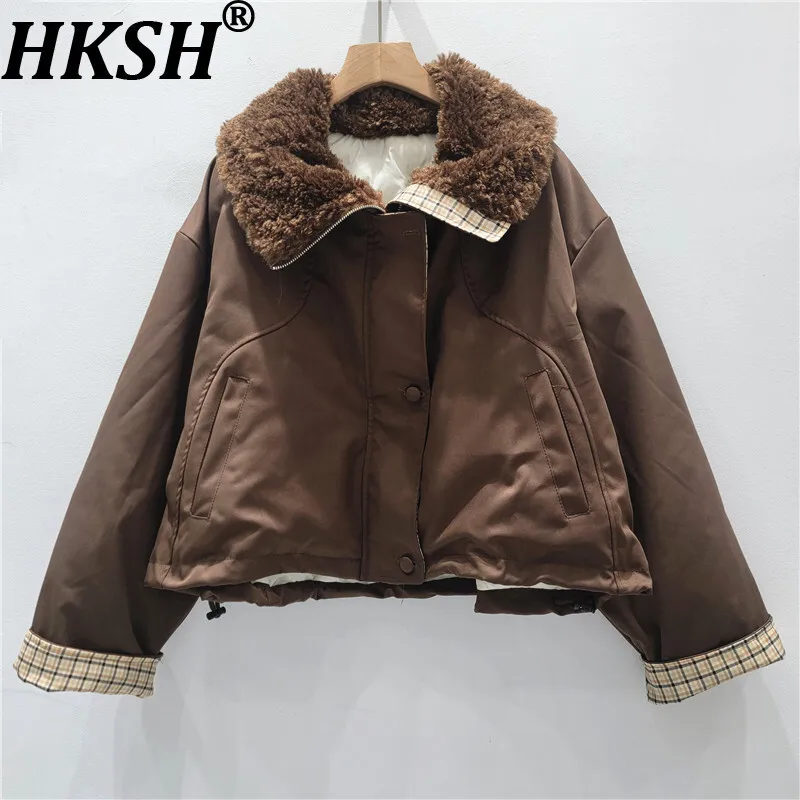 

HKSH 2025, новая зимняя женская короткая теплая куртка в клетку в стиле пэчворк, уличная одежда на молнии из искусственного меха Y2K, утепленное пальто с хлопковой подкладкой HK14811