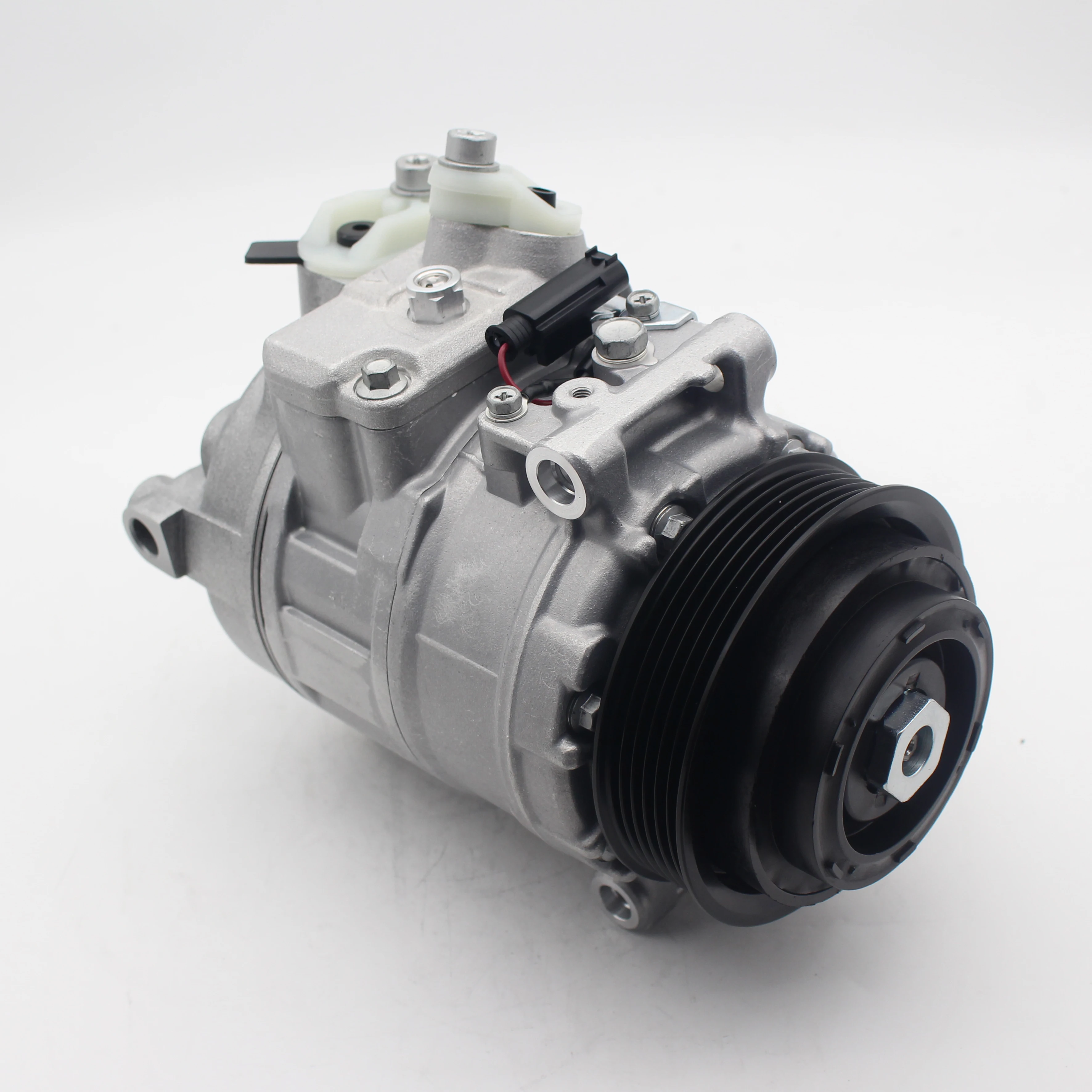 สําหรับ Viano W639, OEM A1602300111 A1322300011 Zgs004 926802090R 0012300211 รถเครื่องปรับอากาศคอมเพรสเซอร์)