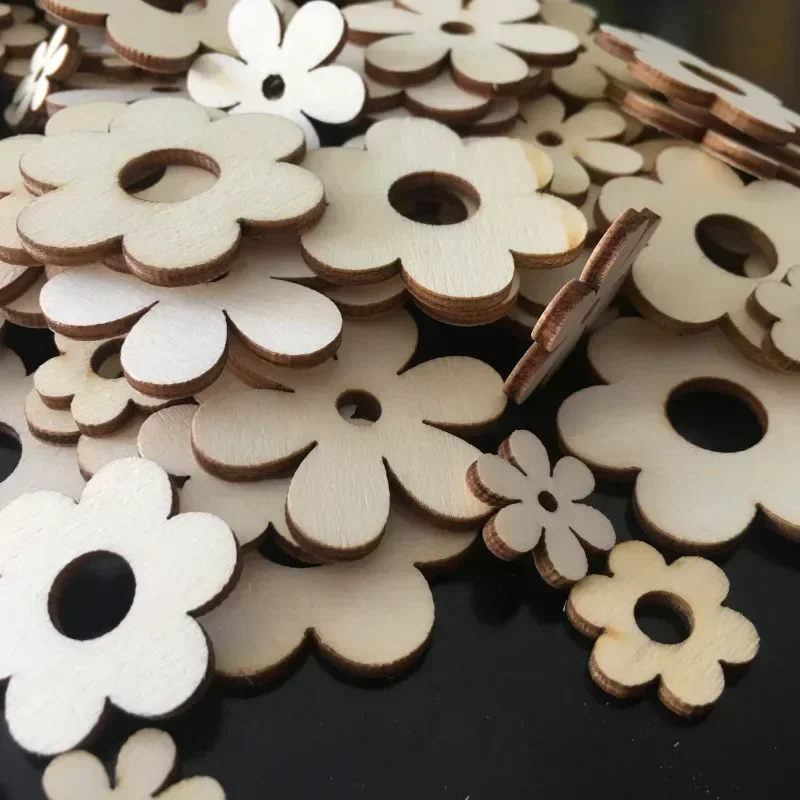 50pcs Wooden Flowers Ornaments with Hole Wooden Flowers Shape Blank Embellishments for DIY Craft Wedding Christmas Decor