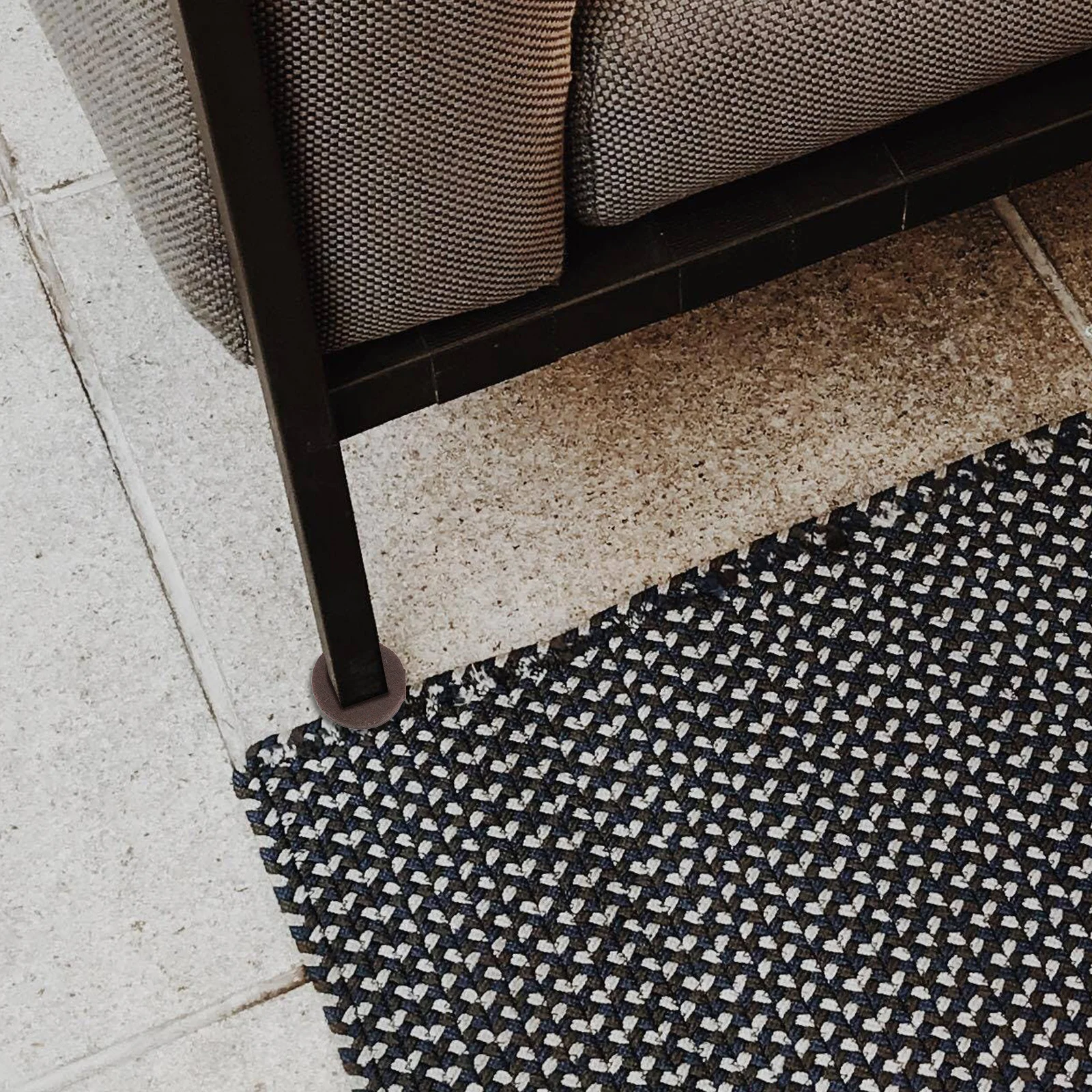 

24Pcs Self-Adhesive Chair Leg Protectors Felt Pads Furniture Floor Protectors for Hardwood Floors Non-Slip Round Table Feet