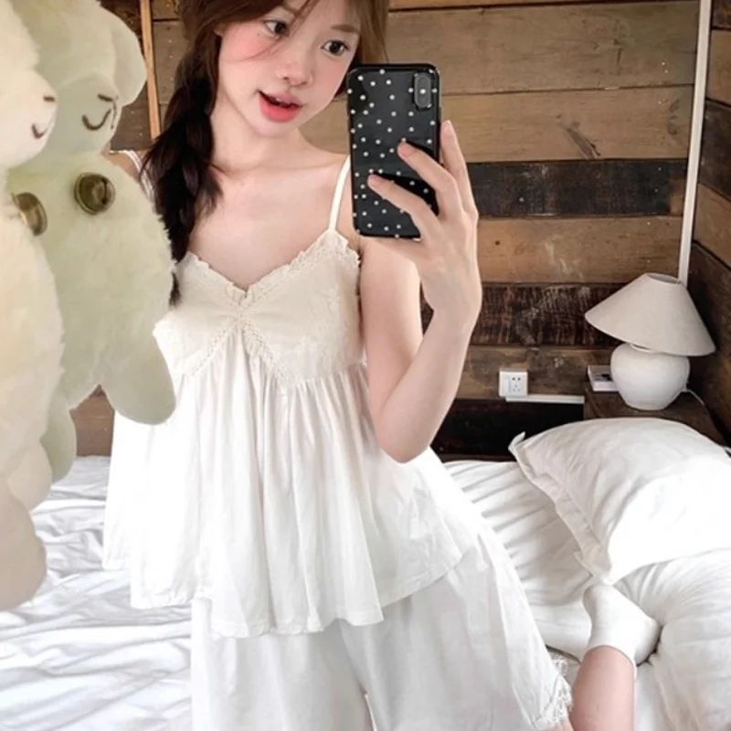 

Sweet Pure Desire Princess Wind с подушками, пижамы, женские модели, летние подтяжки, шорты, домашний костюм с v-образным вырезом и кружевными краями