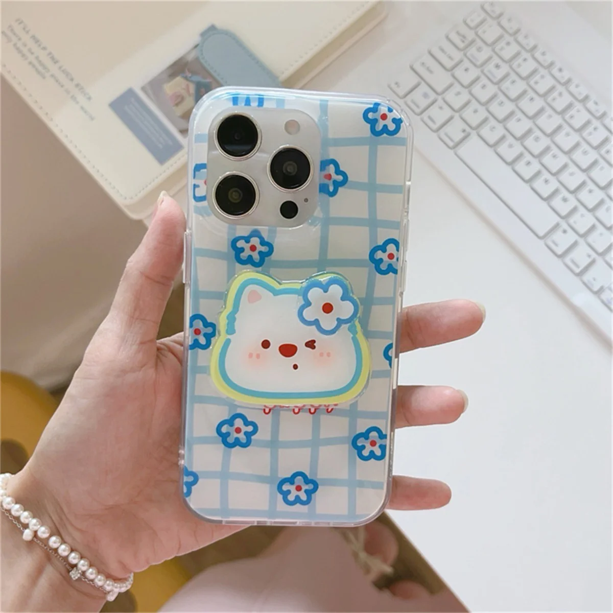 

Fashion Flower Plaid Pattern Phone Case For iPhone 16 Pro 15 13 14 Pro Max Cover with Cute Dog Stand Holder Shockproof Cases