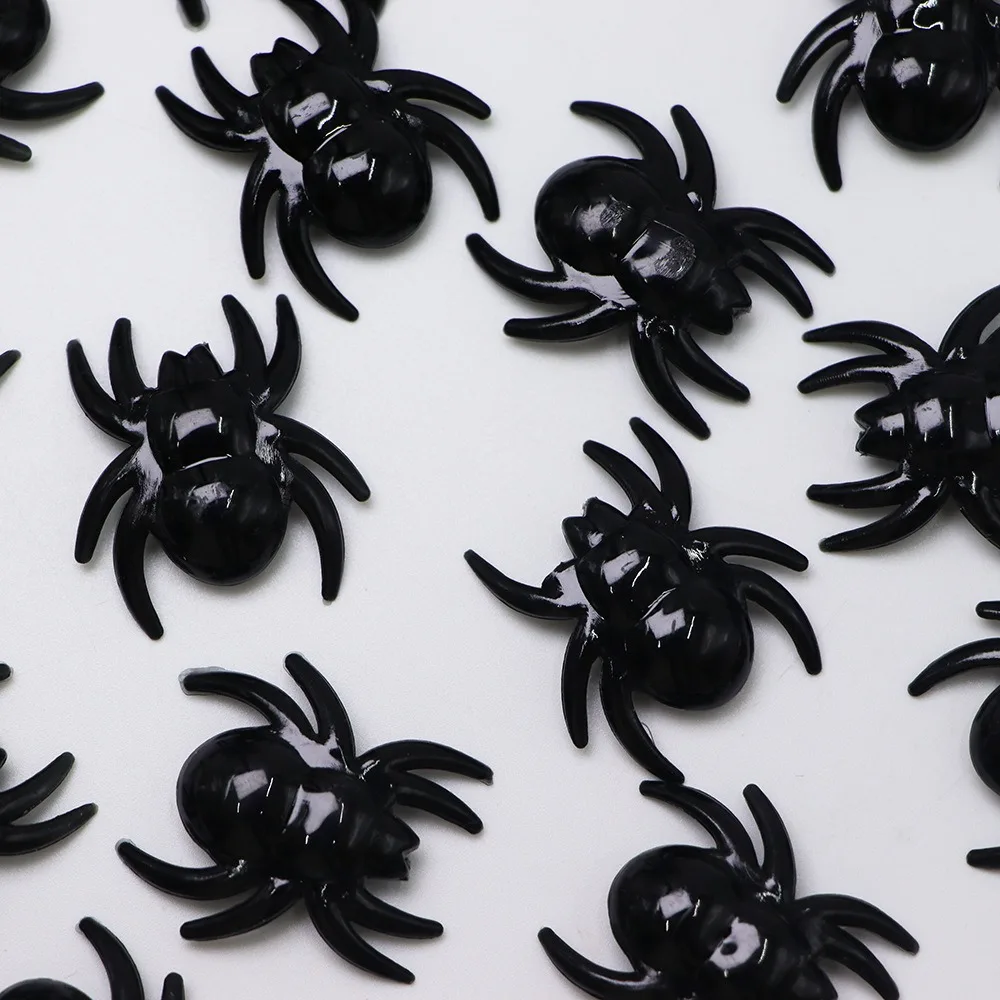 Camal 20pcs 30x27mm Black Acrylic Spiders Model Toys Ornament for Halloween Party Horror Tricky Props Desk Haunted House Decor