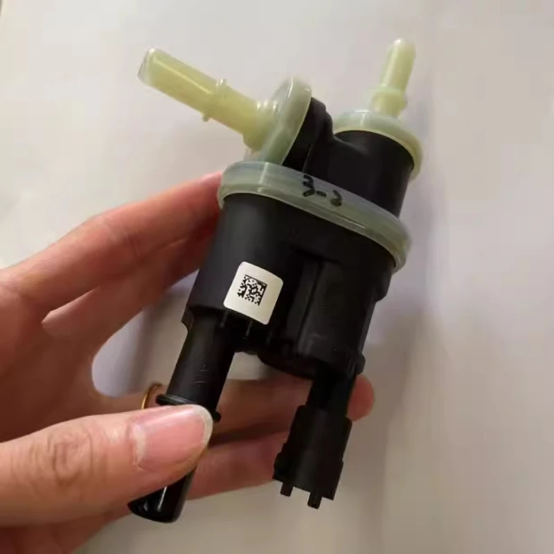 

Carbon Tank Solenoid Control Valve Sensor for DONGFENG SHINE MAX SHINE GS AX4 AX5 AX3 Aeolus Huge