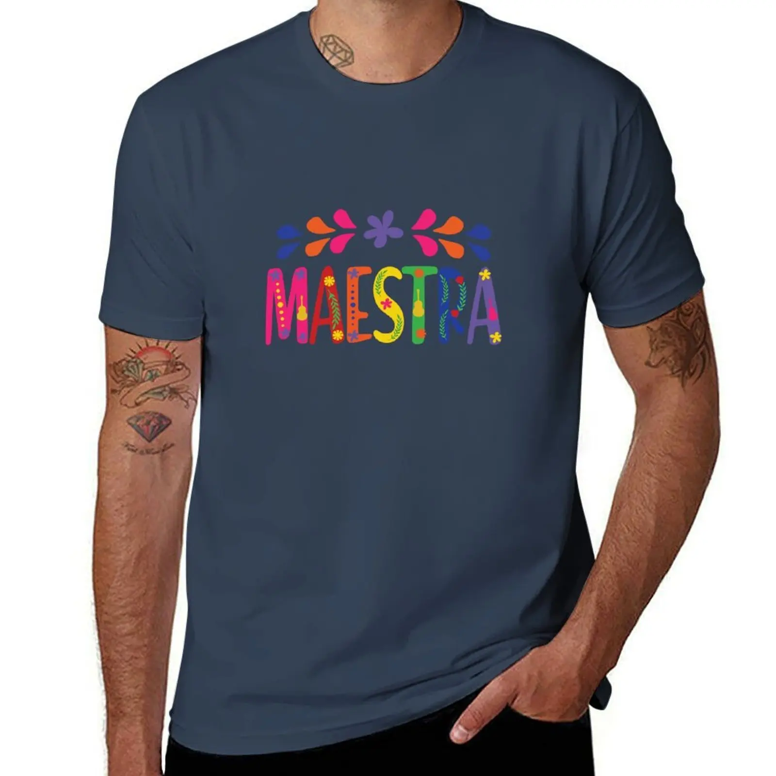 

Spanish Teacher Maestra T-Shirt Big Size Loose Fit Tee Shirt