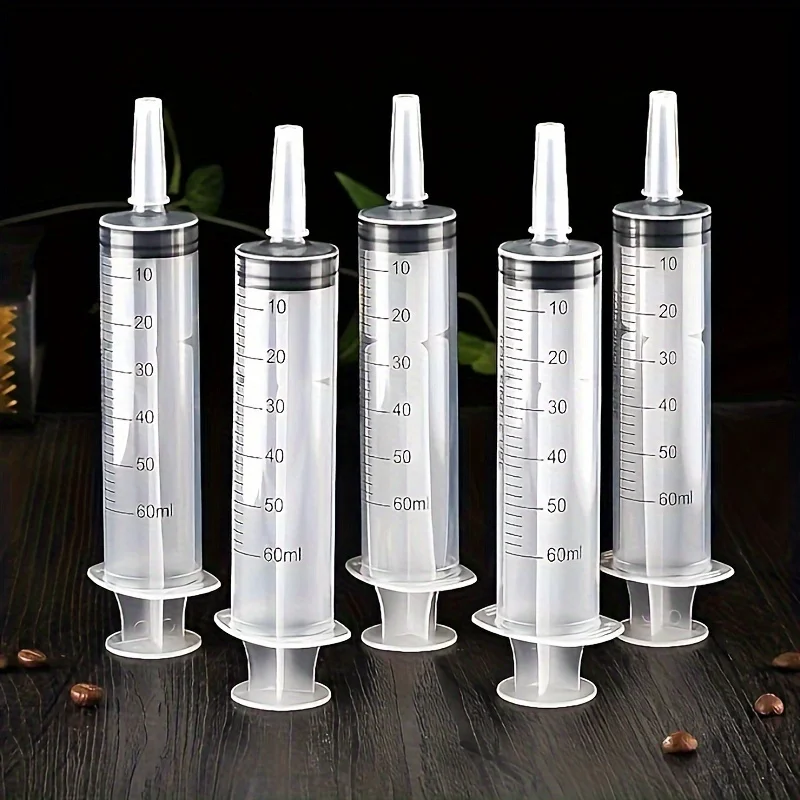 60-ml-Kunststoffspritze mit Röhrenmesszylinder, Flüssigkeitsspritze mit Deckel zur Absorption von flüssigem Öl, Spritze zum Füttern von Haustieren – Detail 3