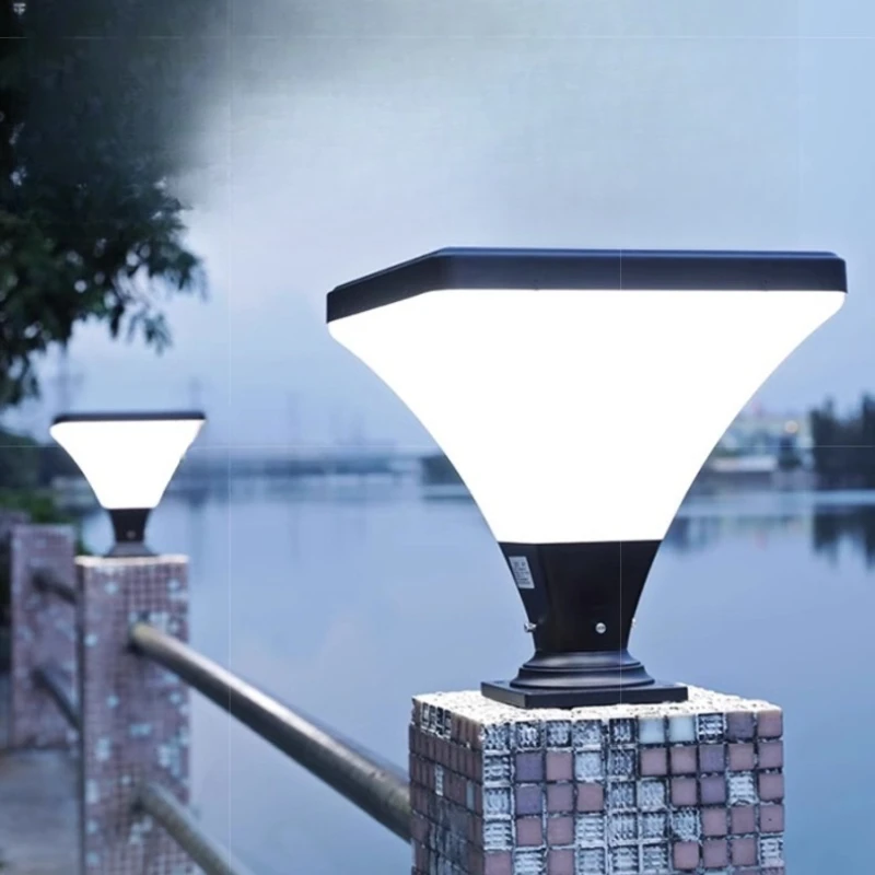

Solar stigma lamp Outdoor villa gate pillar lamp Outdoor super bright courtyard wall lamp