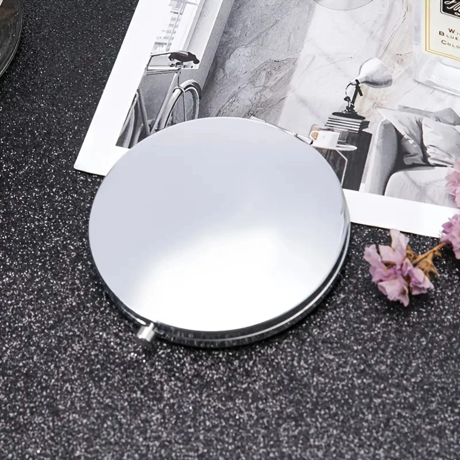 Baroque Style Foldable Portable Travel Makeup Mirror with Magnification