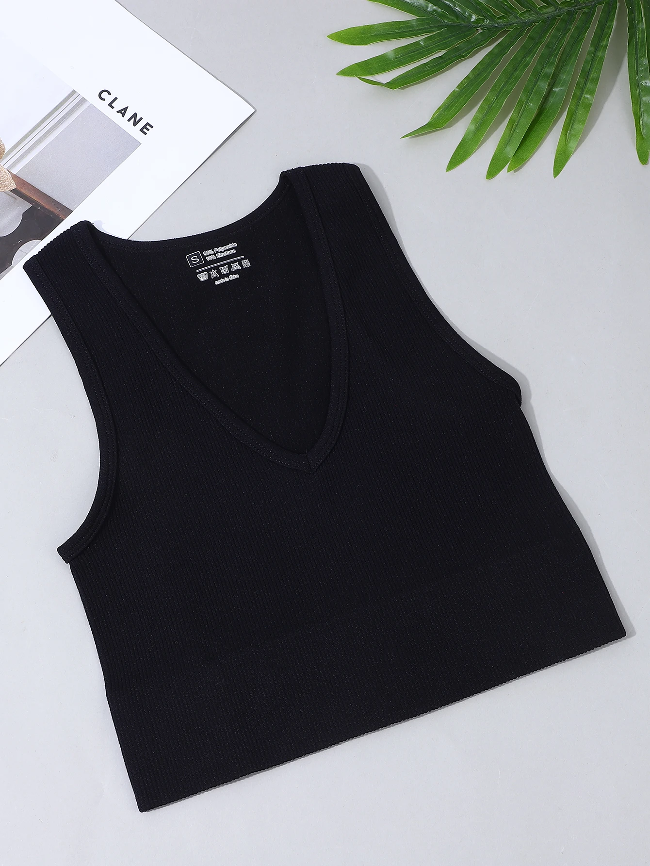 

Seamless knitted high-elastic belly-baring yoga ribbed vest V-neck sleeveless sexy halter bra nylon quick-drying running sportsw