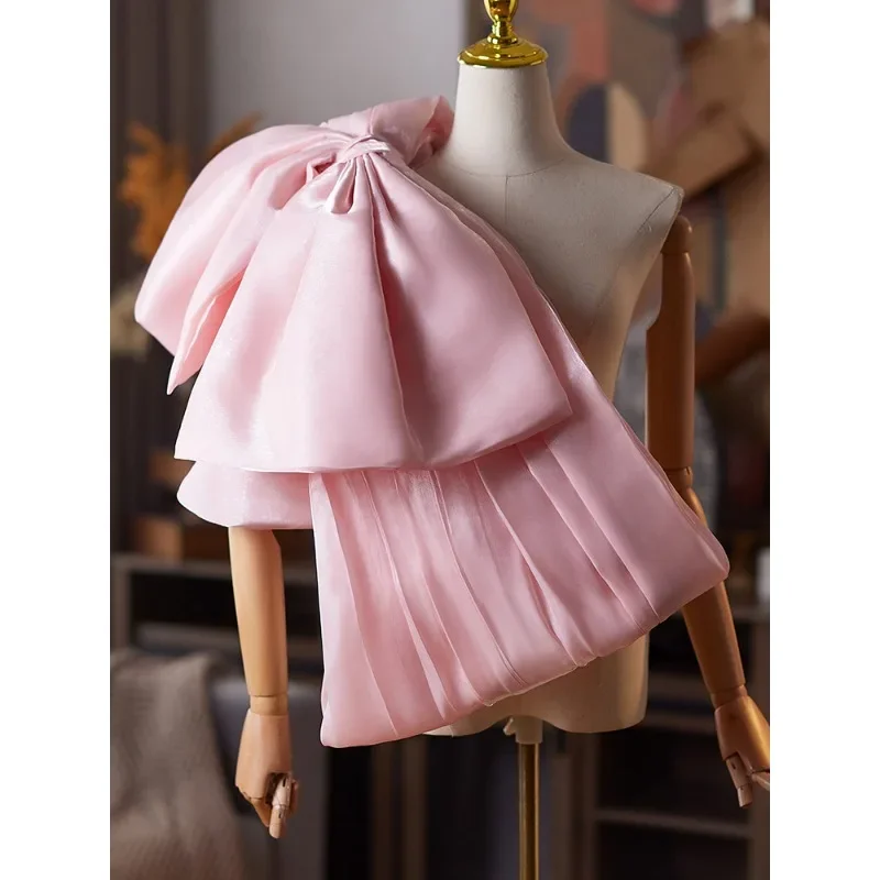 Pink handmade DIY evening dress shoulder accessories catwalk performance accessories host annual meeting photo photography props